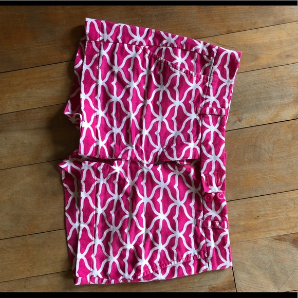 Vineyard Vines Pink Shorts - Picture 1 of 3
